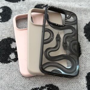 Stylish Snake Design iPhone 15 pro Case Set - Black, Pink, Cream